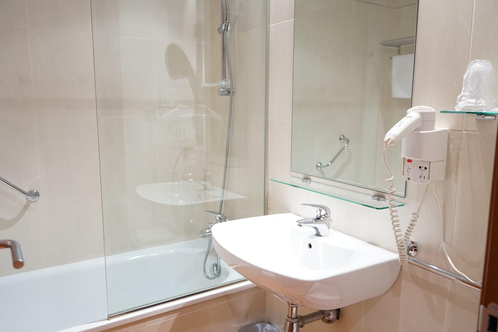 Equipamiento de Habitación Hotel Santuari Balaguer