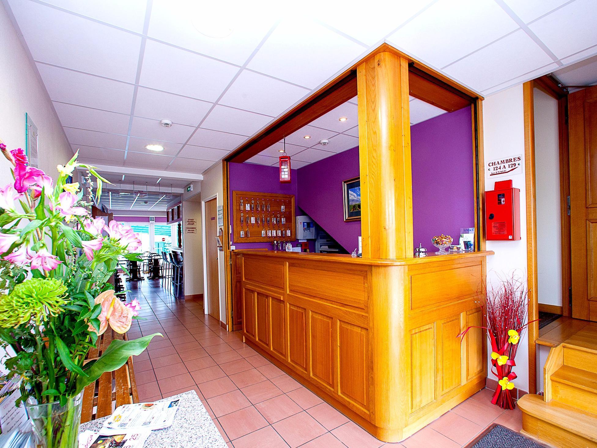 Vista Lobby Logis Jum'Hotel