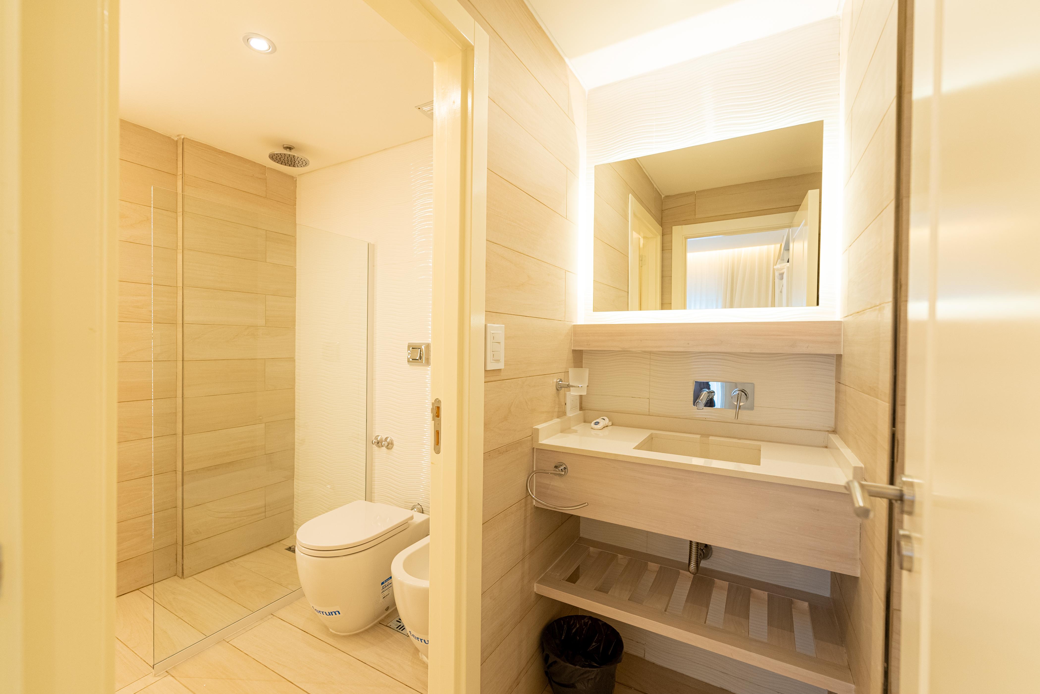 Baño Hotel Nova