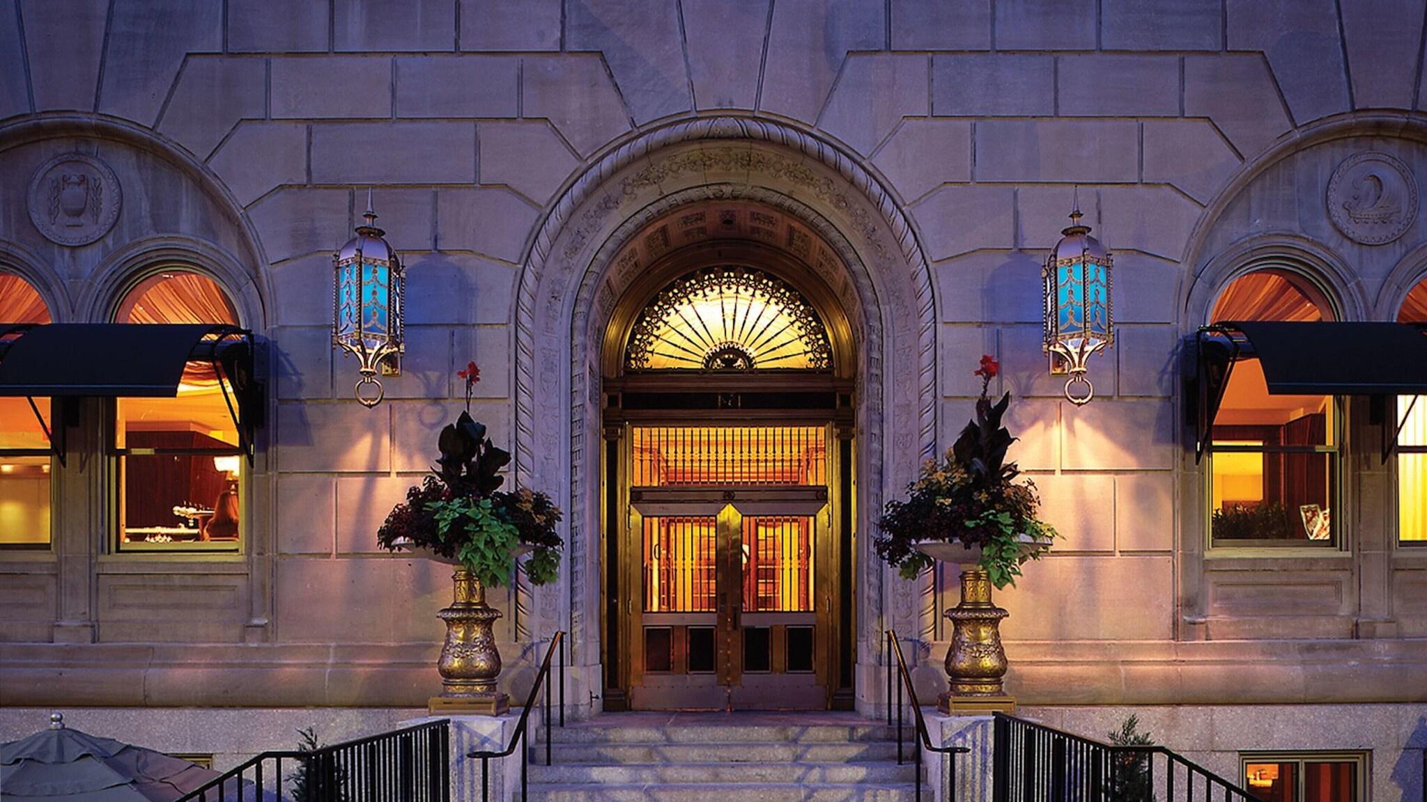 Vista Exterior Hotel AKA Back Bay