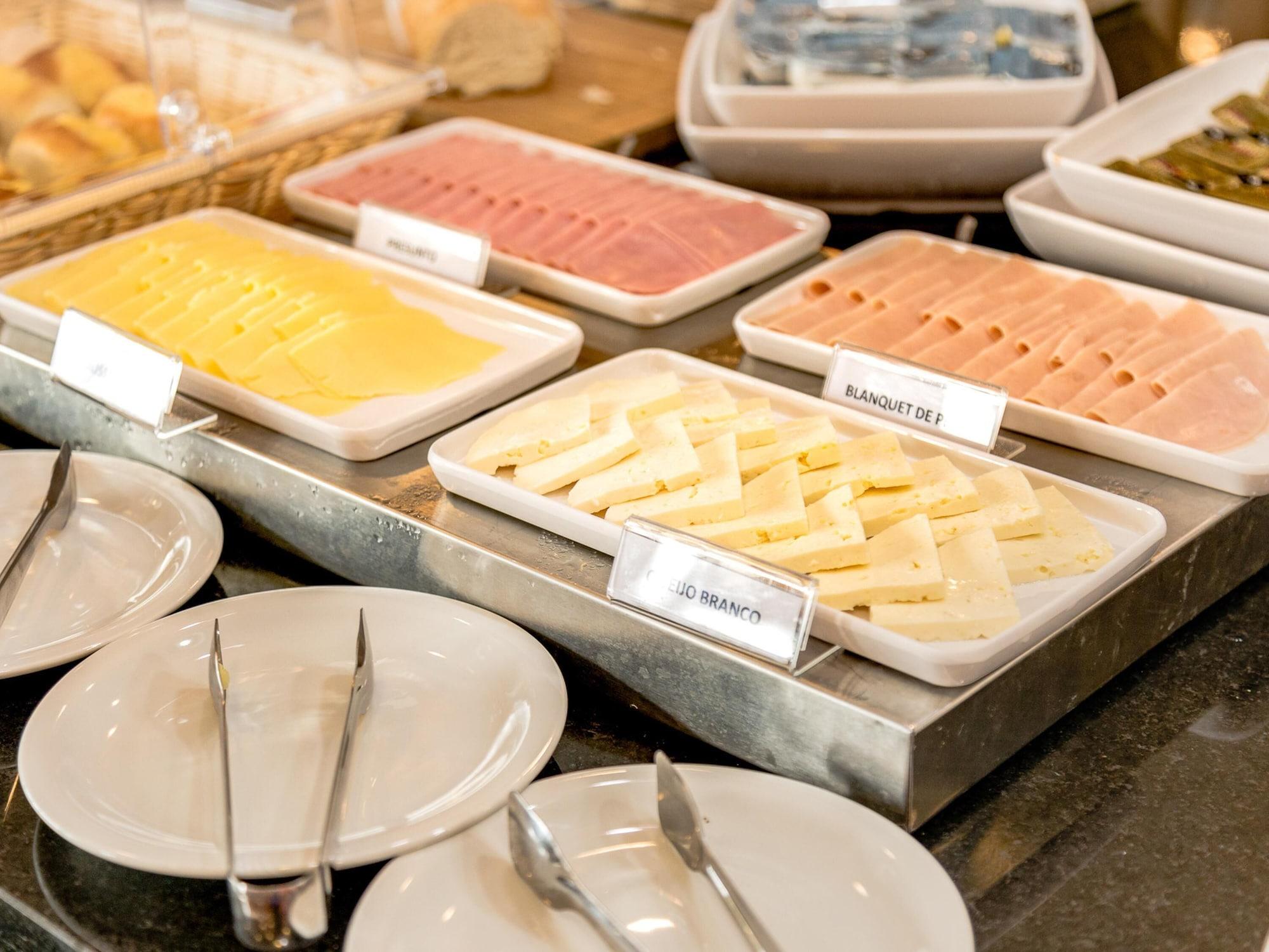 Restaurant Ibis Lorena - Circuito da Fé