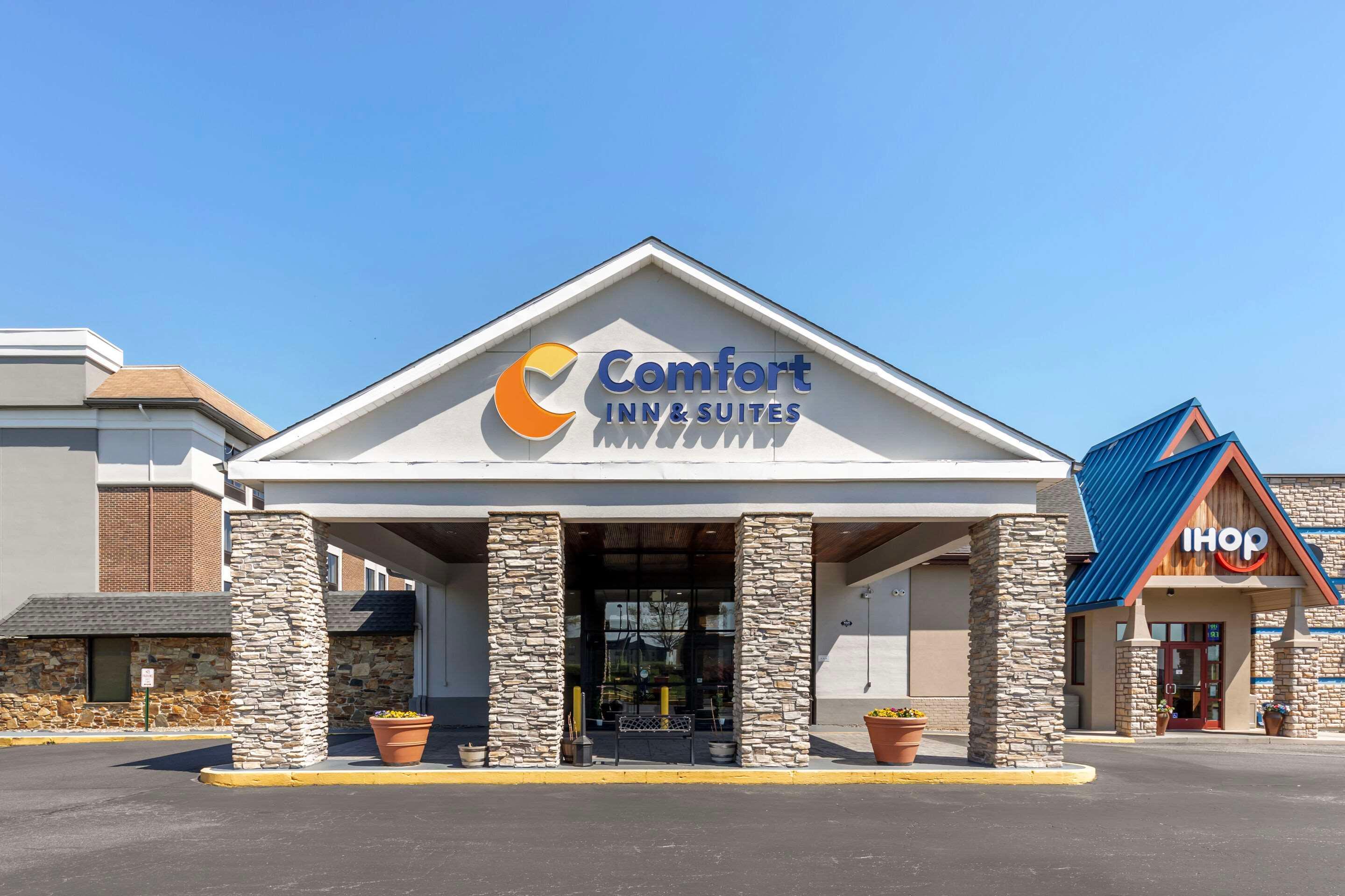 Vista Exterior Comfort Inn & Suites Aberdeen near APG