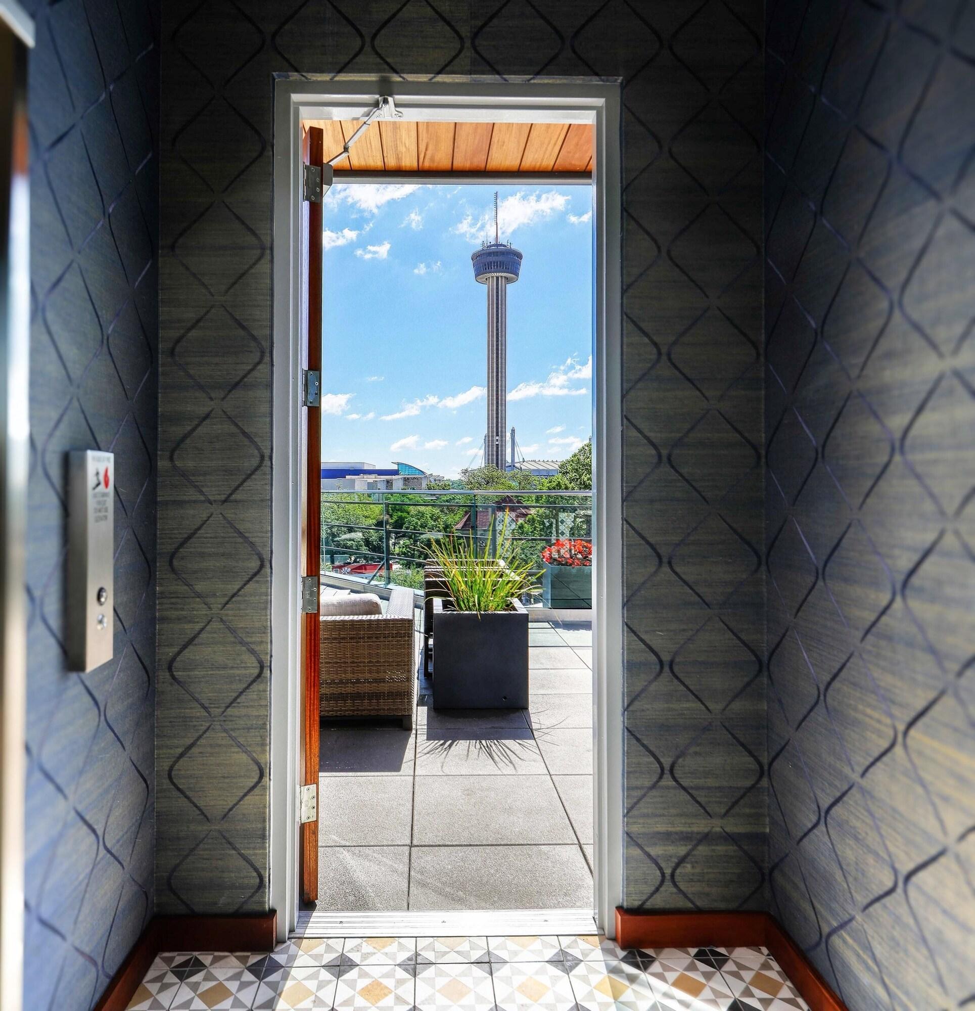 Bar/Salón Fairmount Hotel, in the Unbound Collection by Hyatt