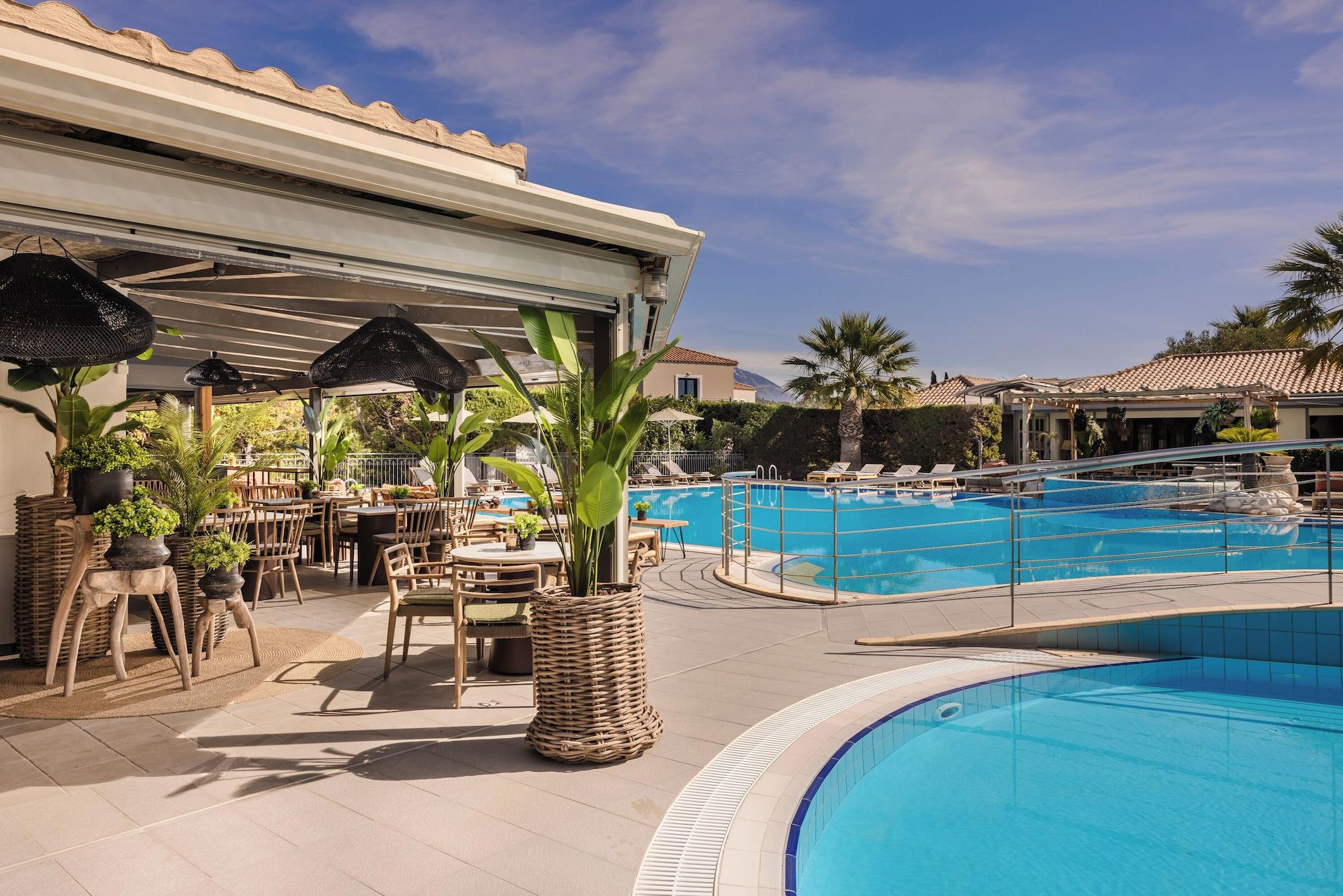 Vista Exterior Avithos Resort Apartments Hotel