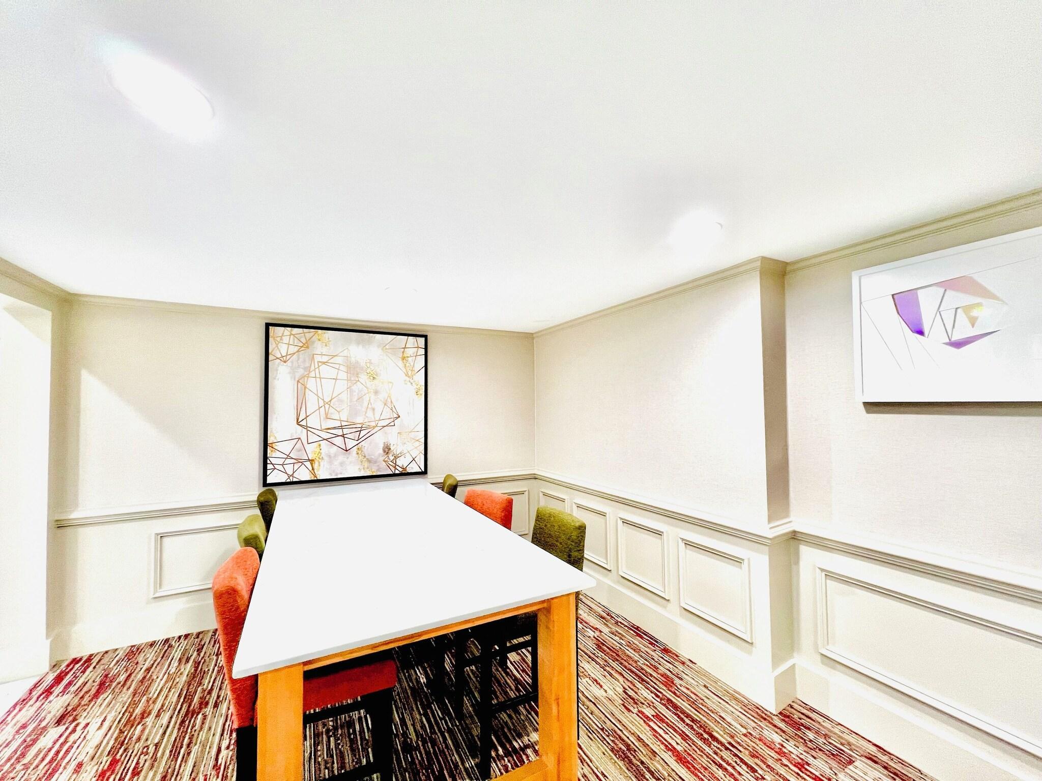 Restaurant Quality Inn & Suites McDonough South I-75