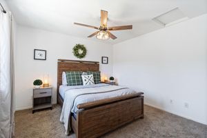 Alquiler Vacacional - Beautiful secluded home with Spa by Yosemite. Family-friends come make memories!