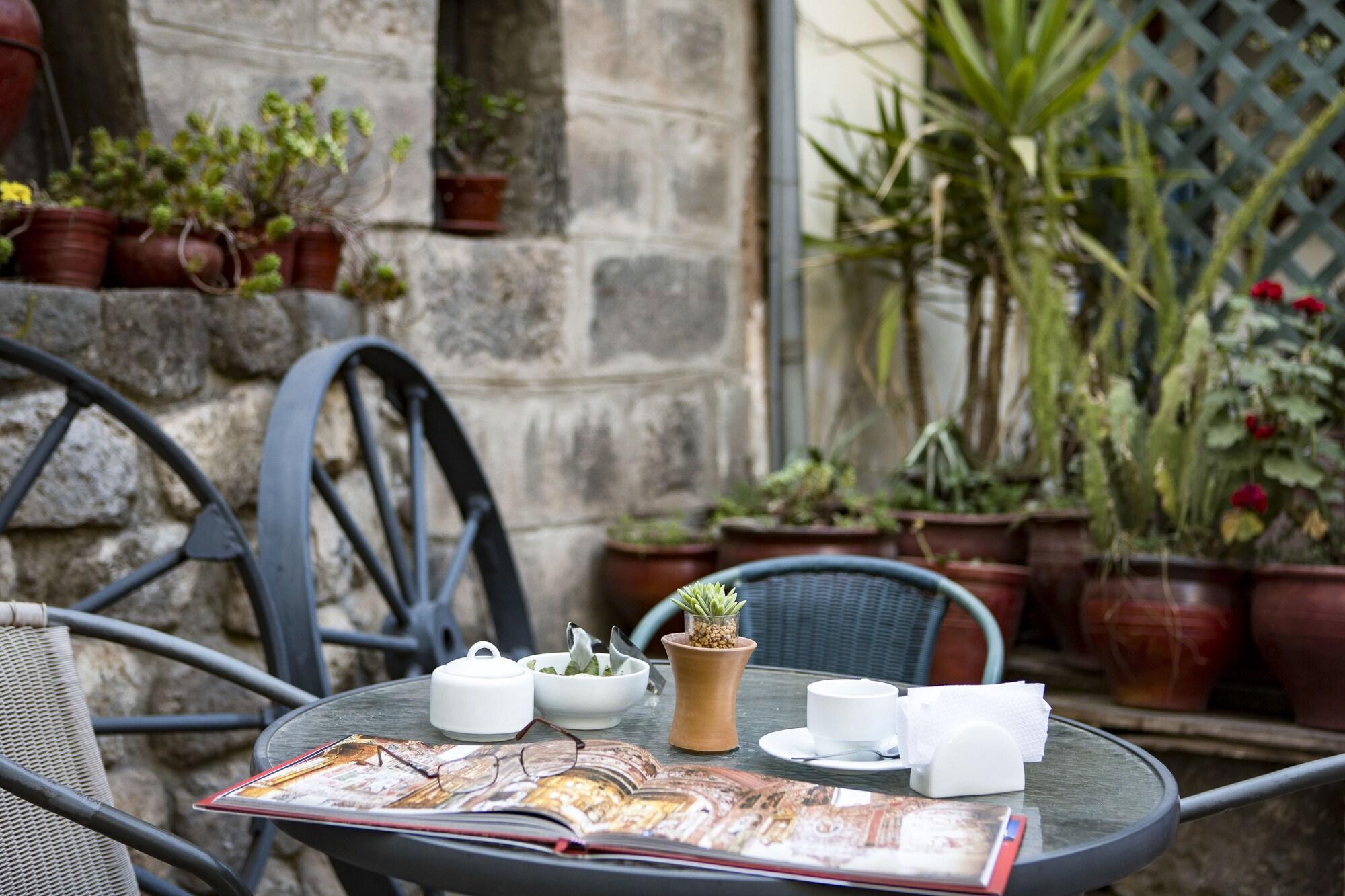 Restaurant Home Hoteles - Casa Arcopunco