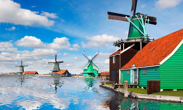 De Wallen