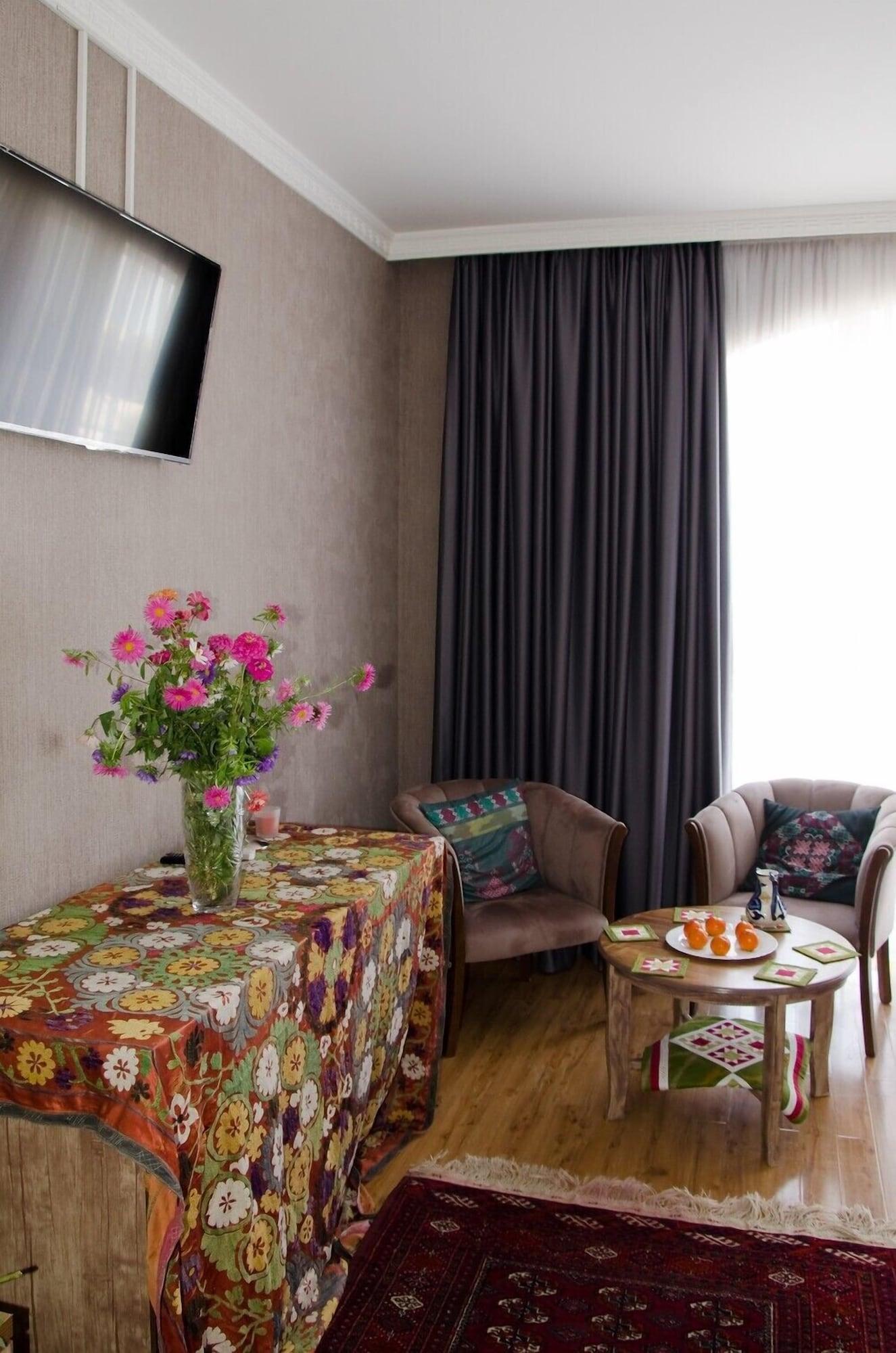 Set de Habitación Hotel Jipek Joli