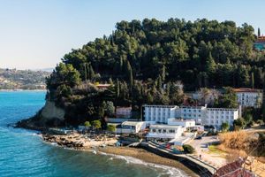 Alojamiento - Barbara Piran Beach hotel
