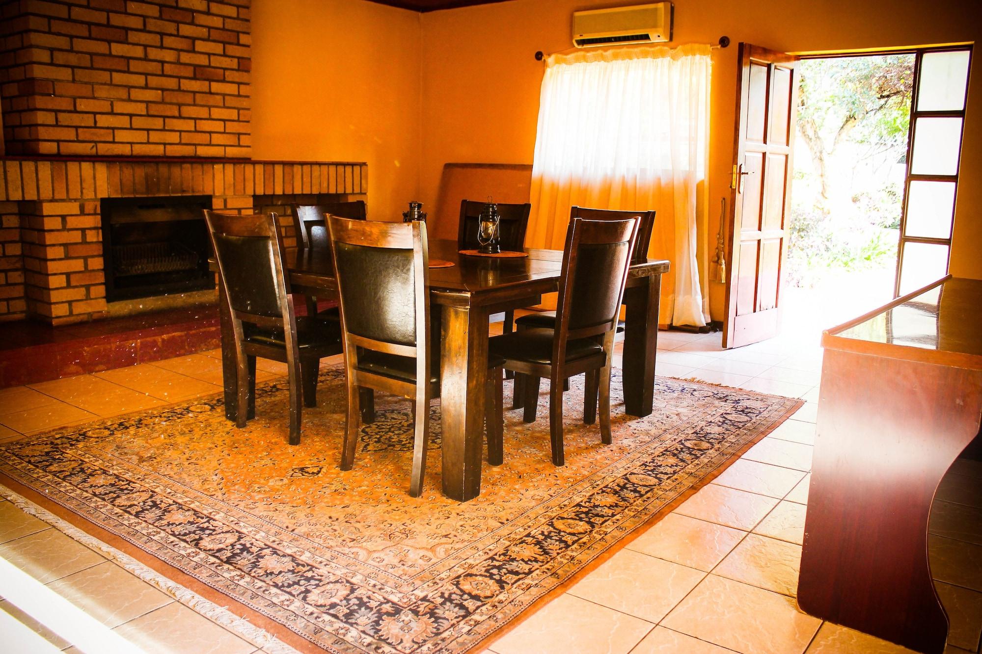 Restaurant River-Ridge Guest House