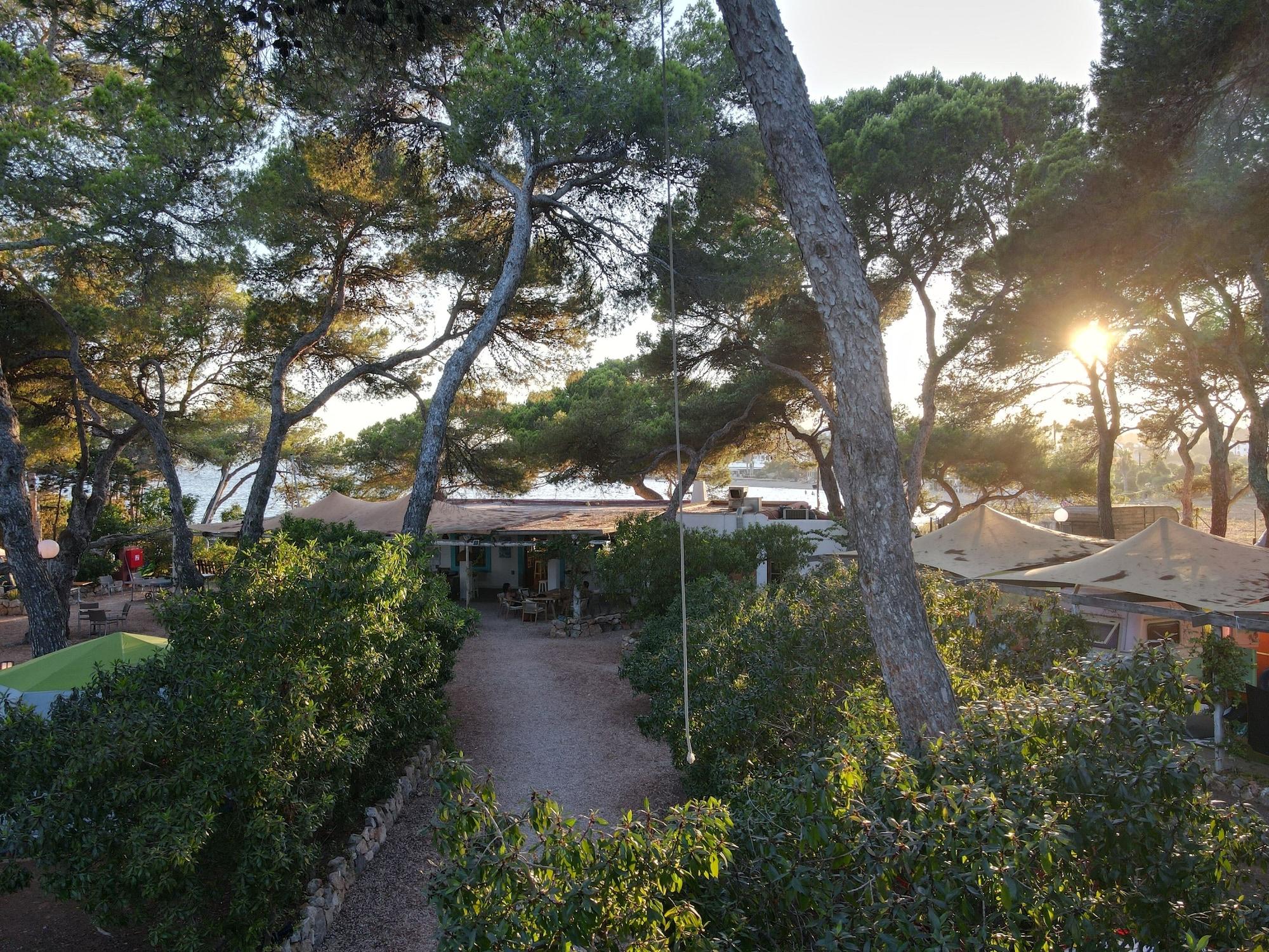 Vista Exterior Camping Laplaya Ibiza