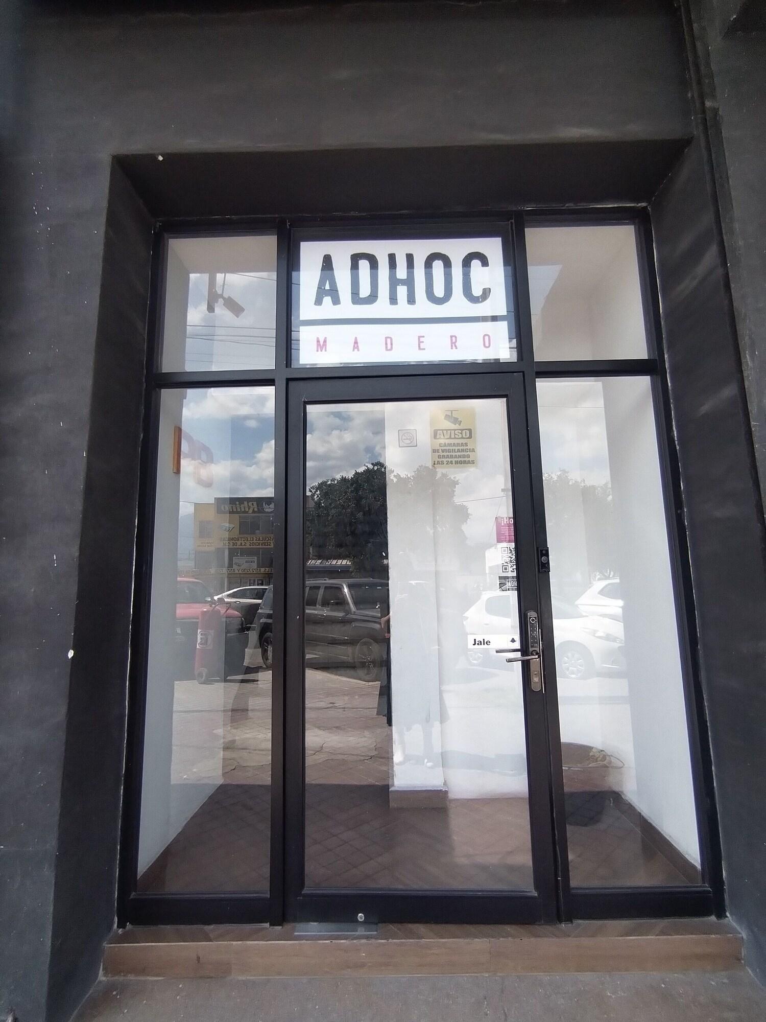 Vista Exterior Estudios amueblados y equipados con cocineta en ubicación Céntrica MTY