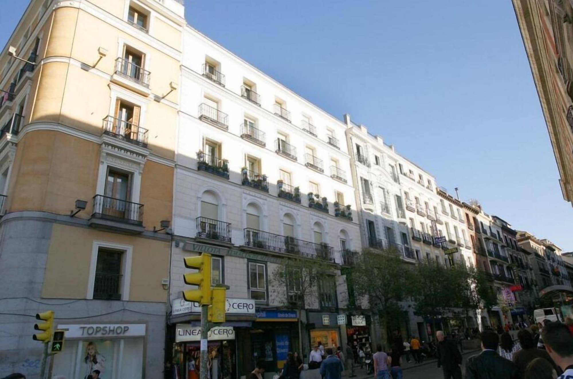 Vista Exterior Hostal Victoria II
