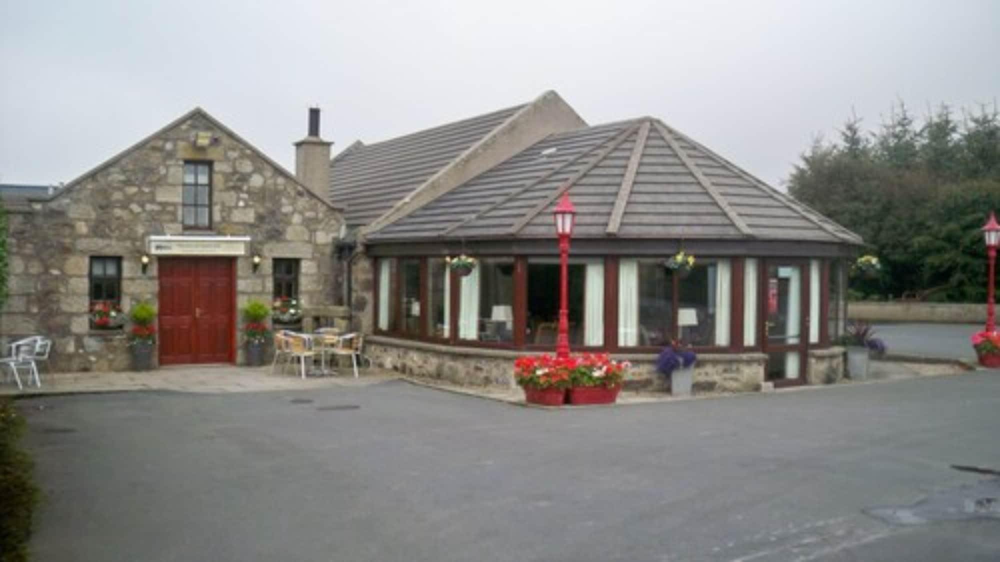 Vista Exterior Heath Hill Hotel