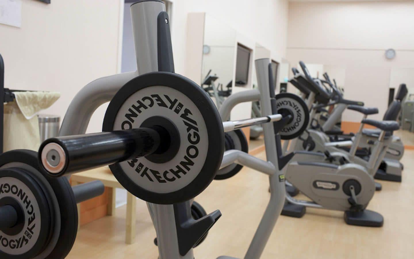 Gimnasio Airport Hotel Basel