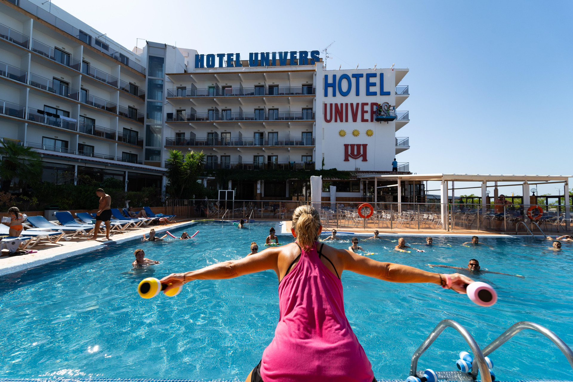 Vista Exterior Univers