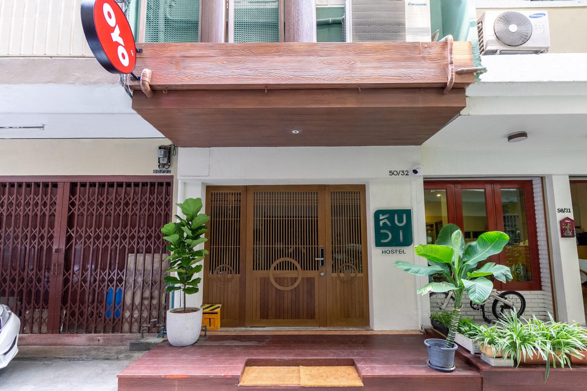 Varios Kudi Hostel