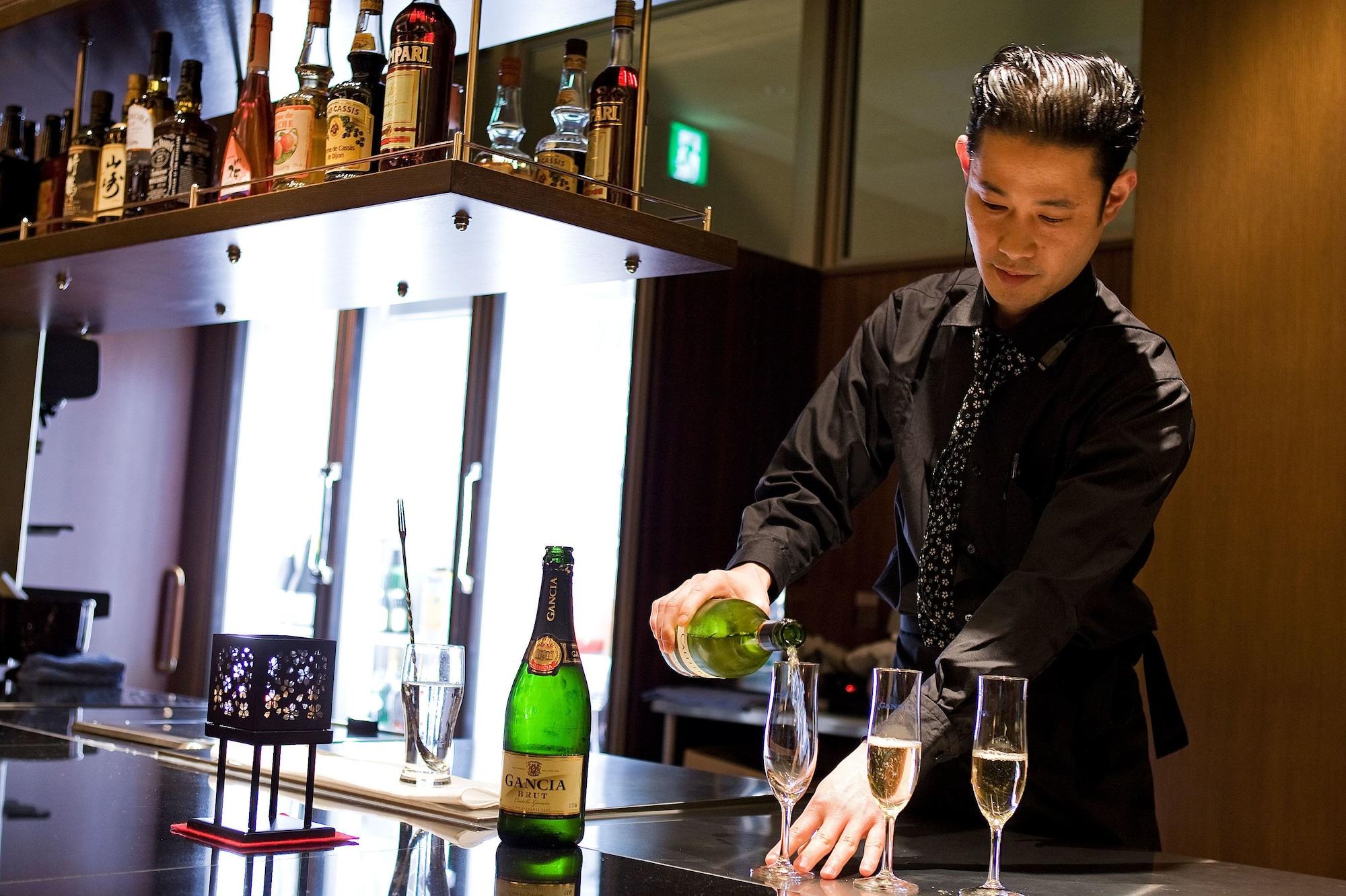 Bar/Salón Kotohira Grand Hotel Sakuranosho