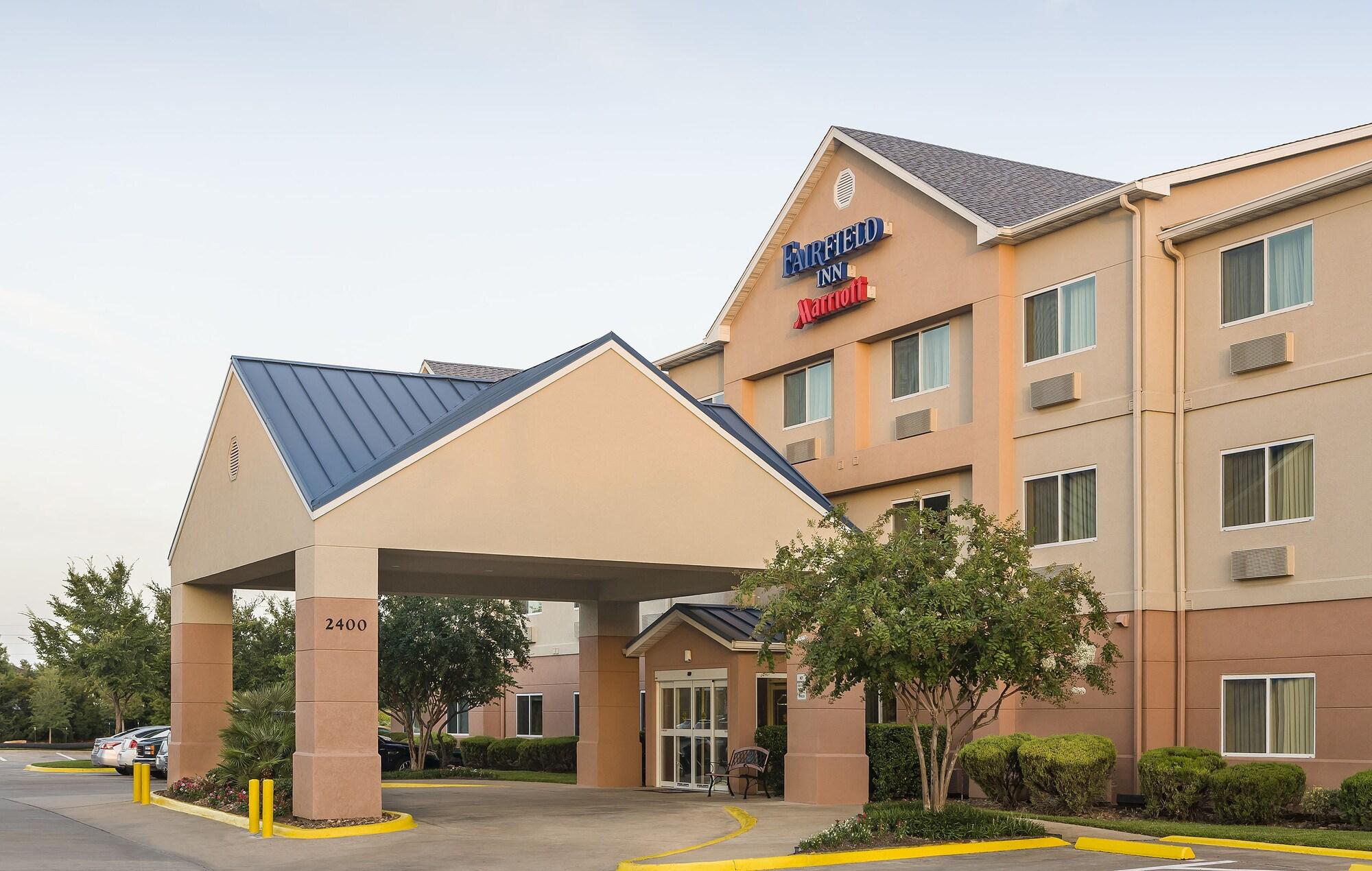 Vista Exterior Fairfield Inn & Suites Houston Westchase