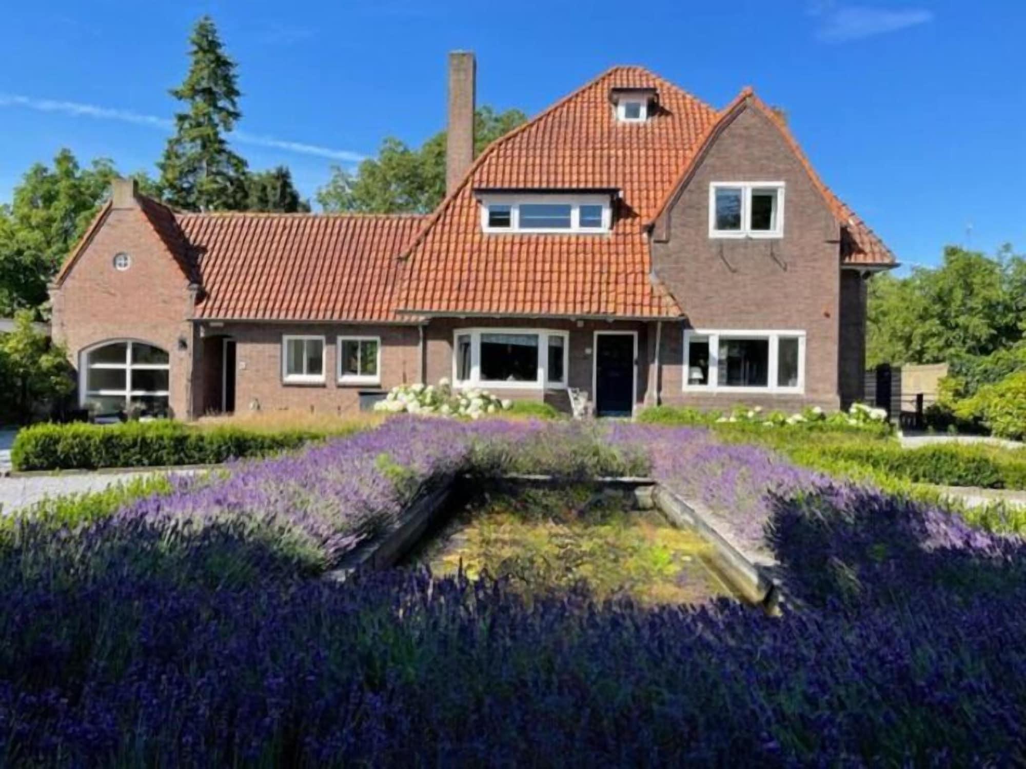 Varios Hush bed& breakfast