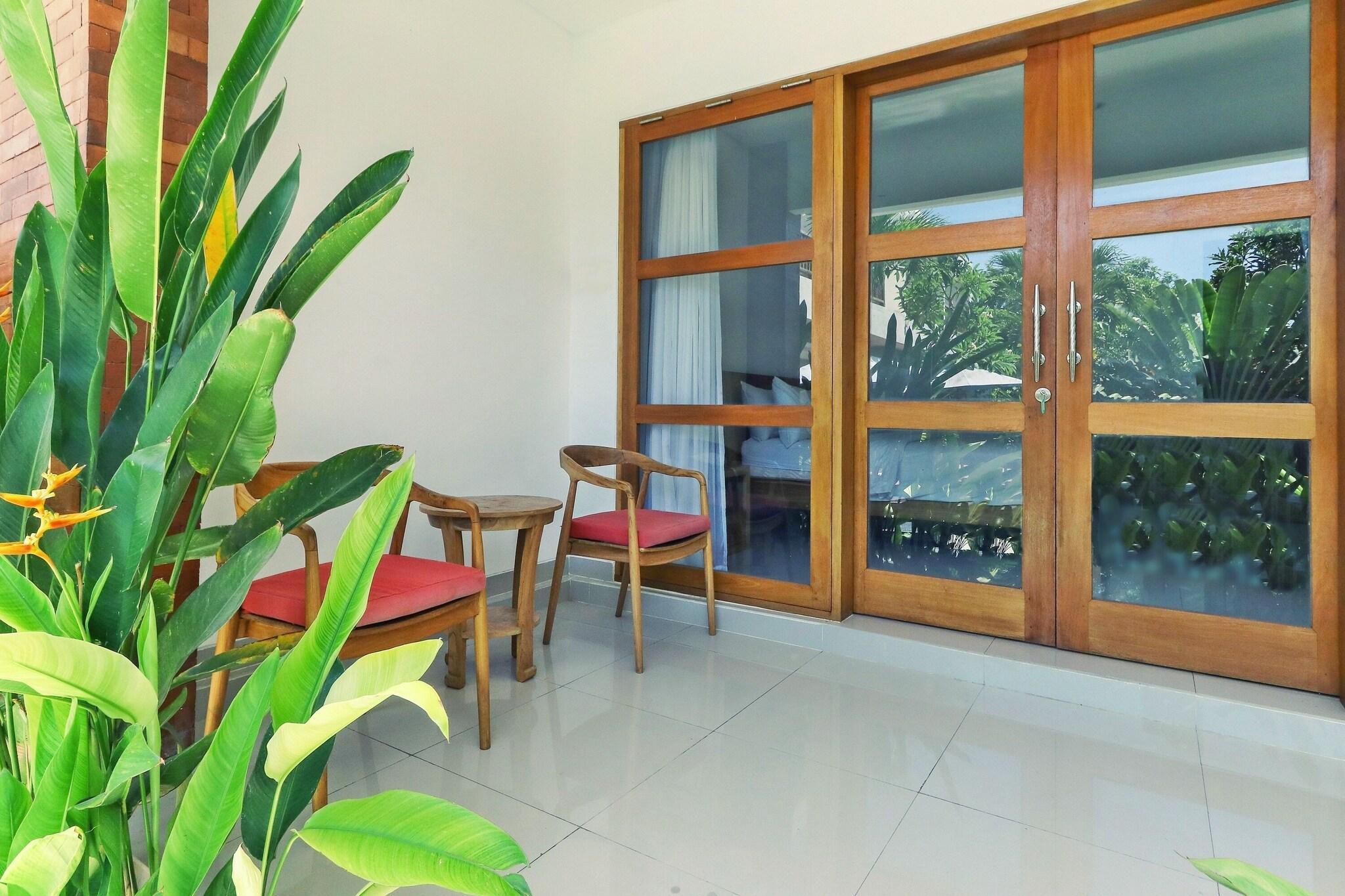 Vista Exterior Sahadewa Suites Residence