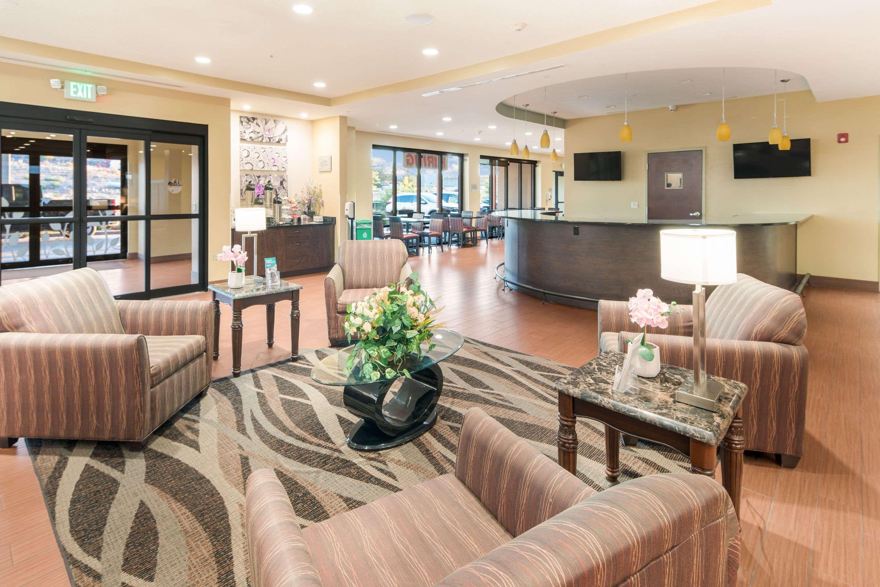 Vista Lobby Sleep Inn & Suites Hurricane Zion Park Area