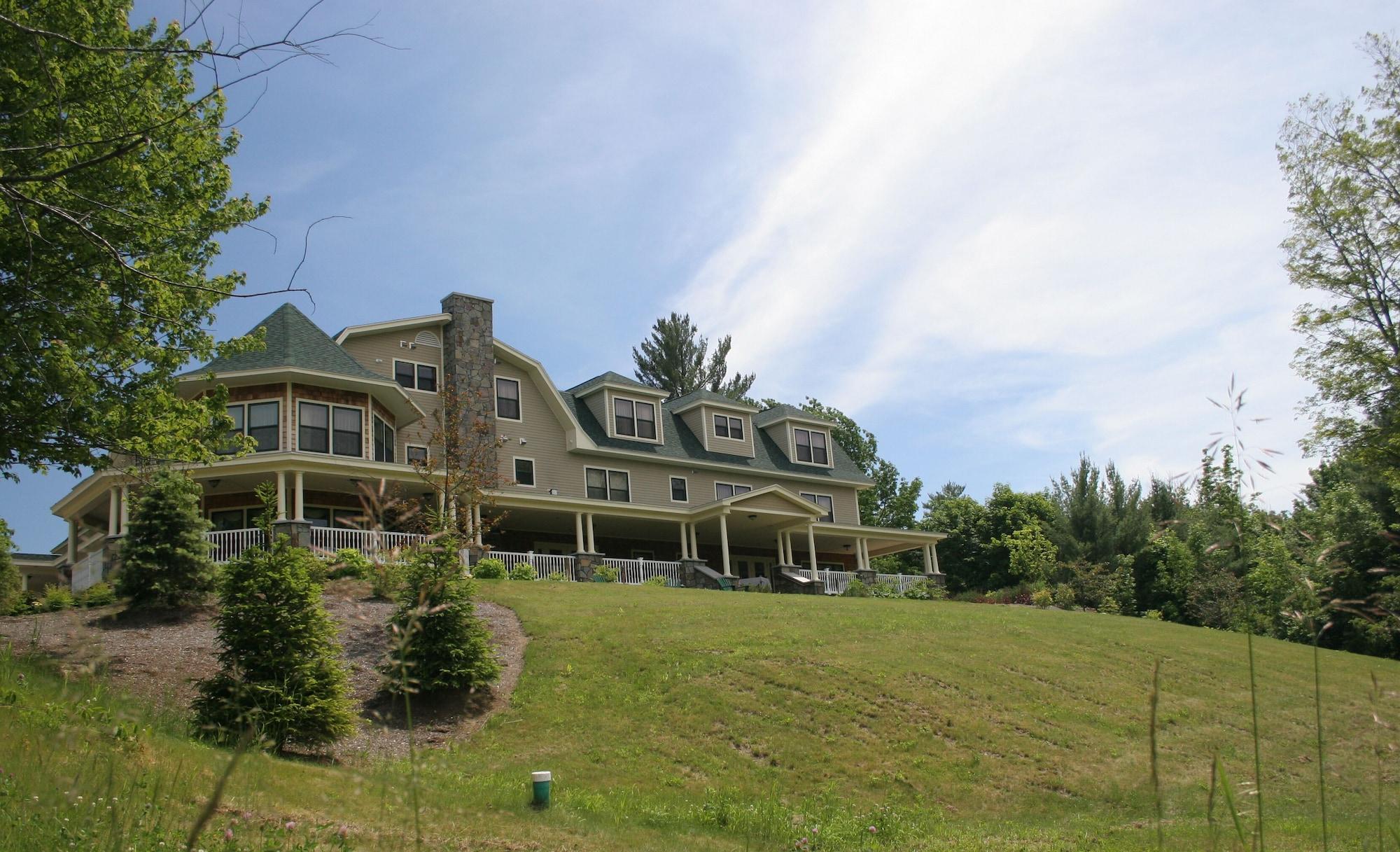 Vista Exterior The Inn at Thorn Hill & Spa