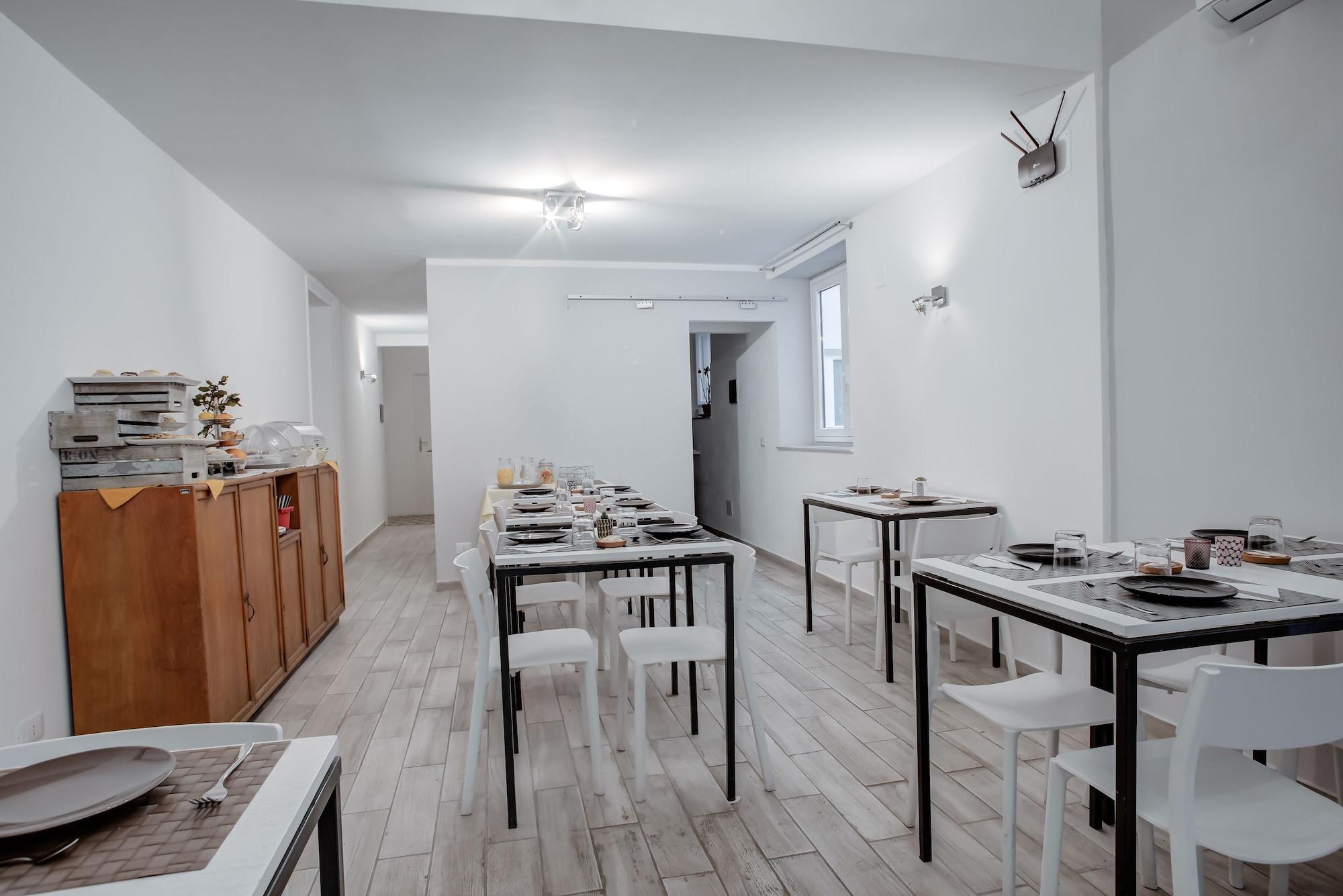 Restaurant Liberty Suites