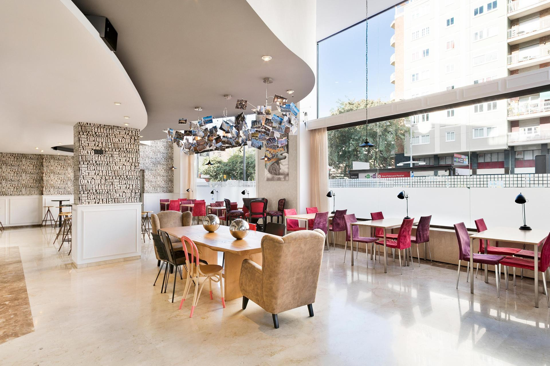 Bar/Salón INNSiDE by Melia Barcelona Apolo