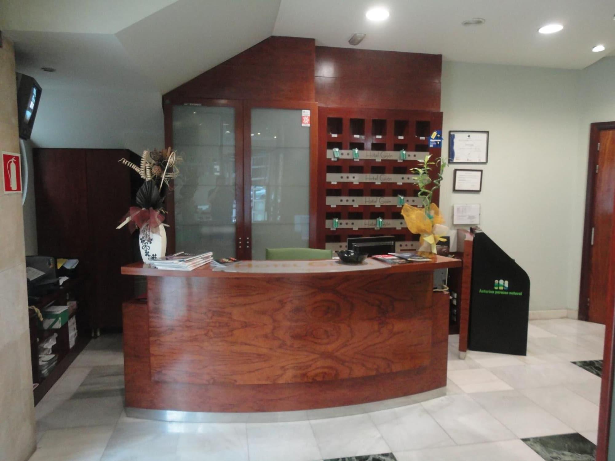Vista Lobby Hotel Gijon