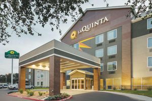Alojamiento - La Quinta Inn & Suites by Wyndham Austin Round Rock