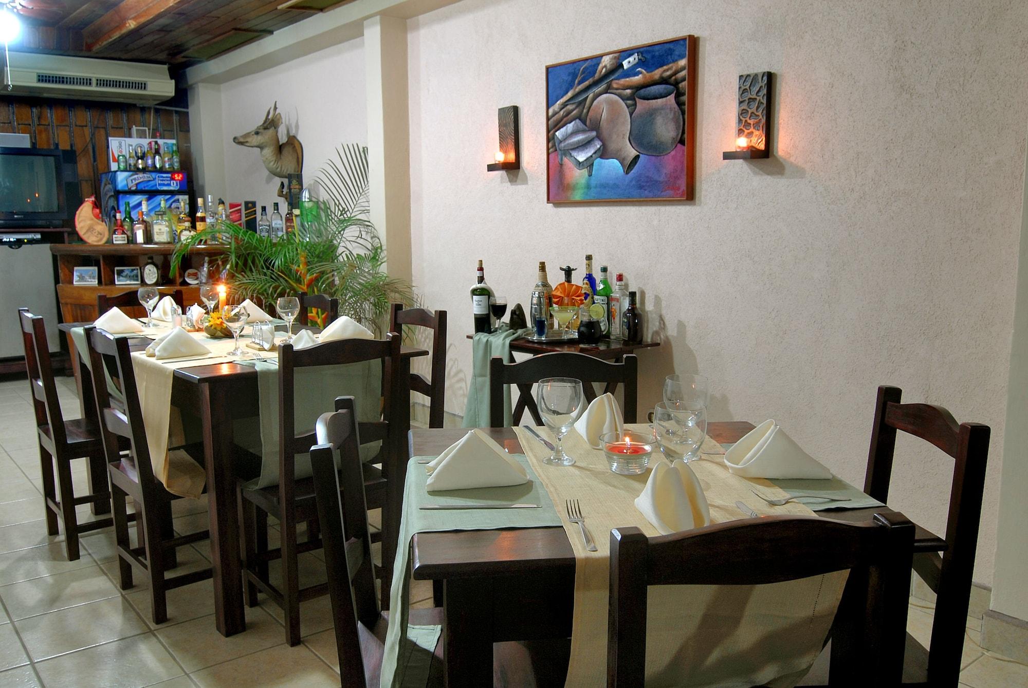 Bar/Salón Hotel Mozonte