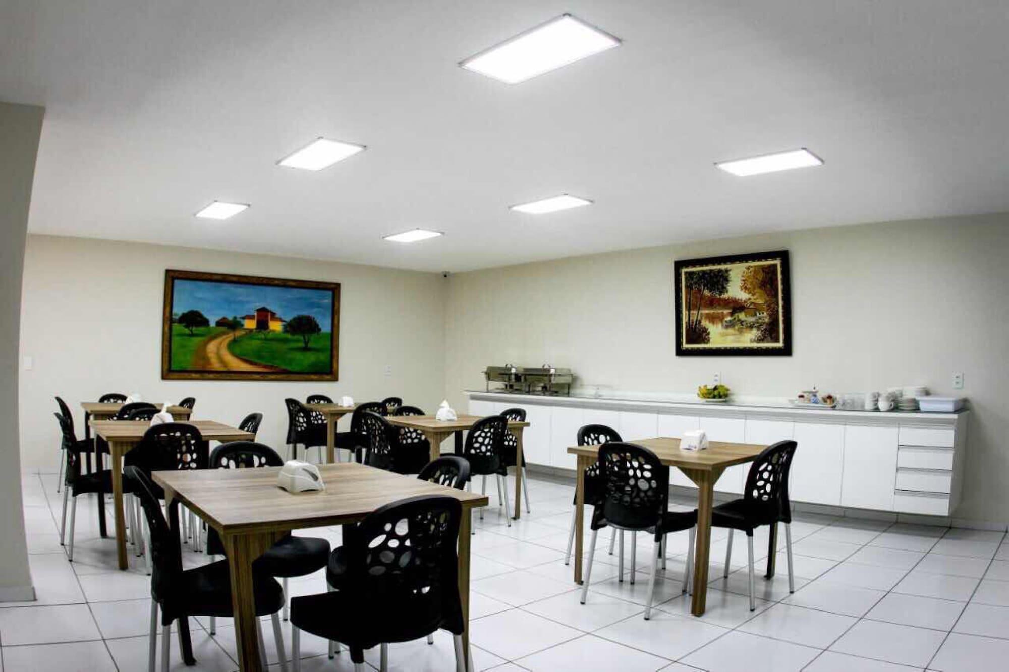 Instalaciones Recreativas Rota 232 Hotel