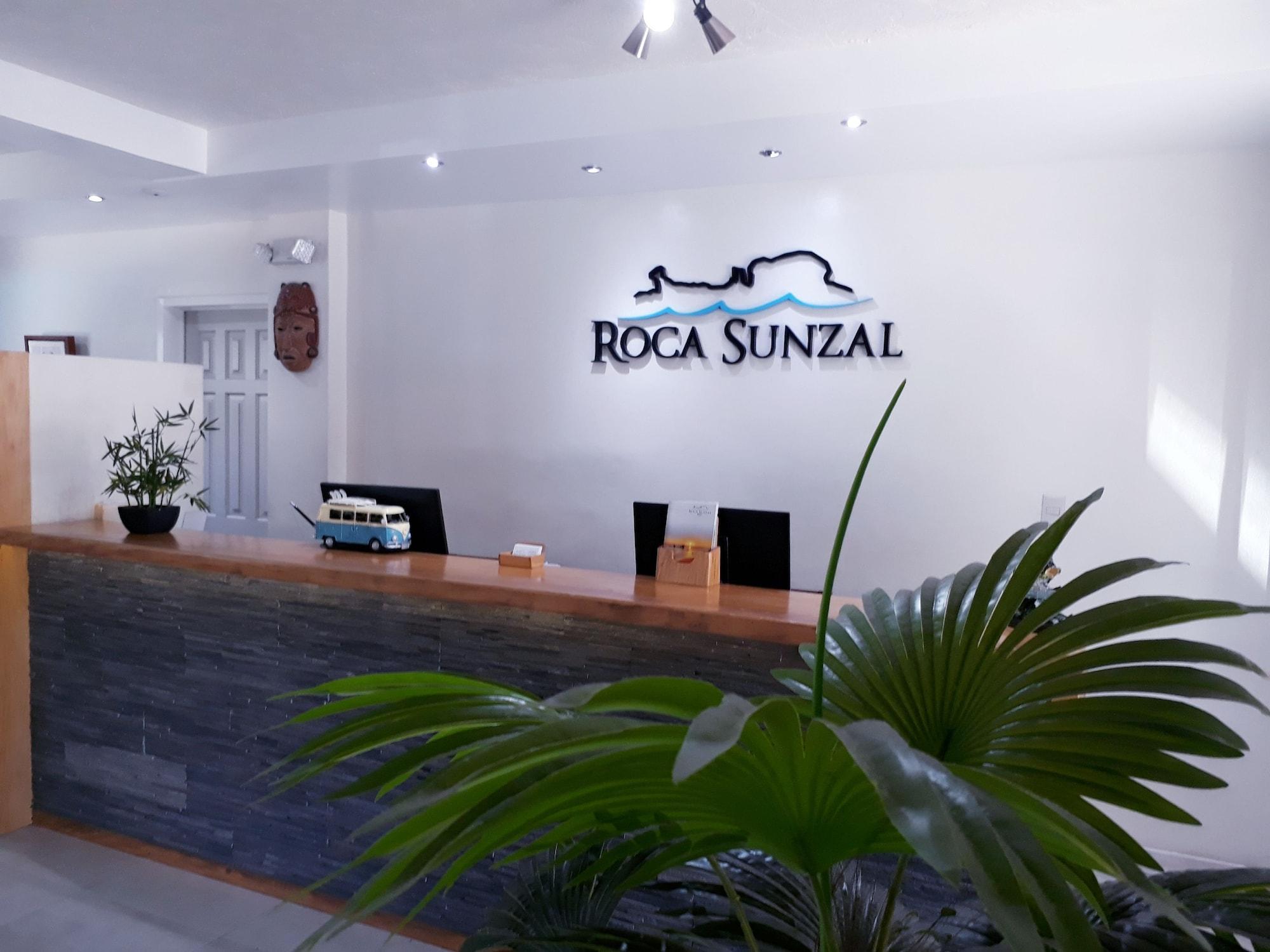Vista Lobby Hotel Roca Sunzal