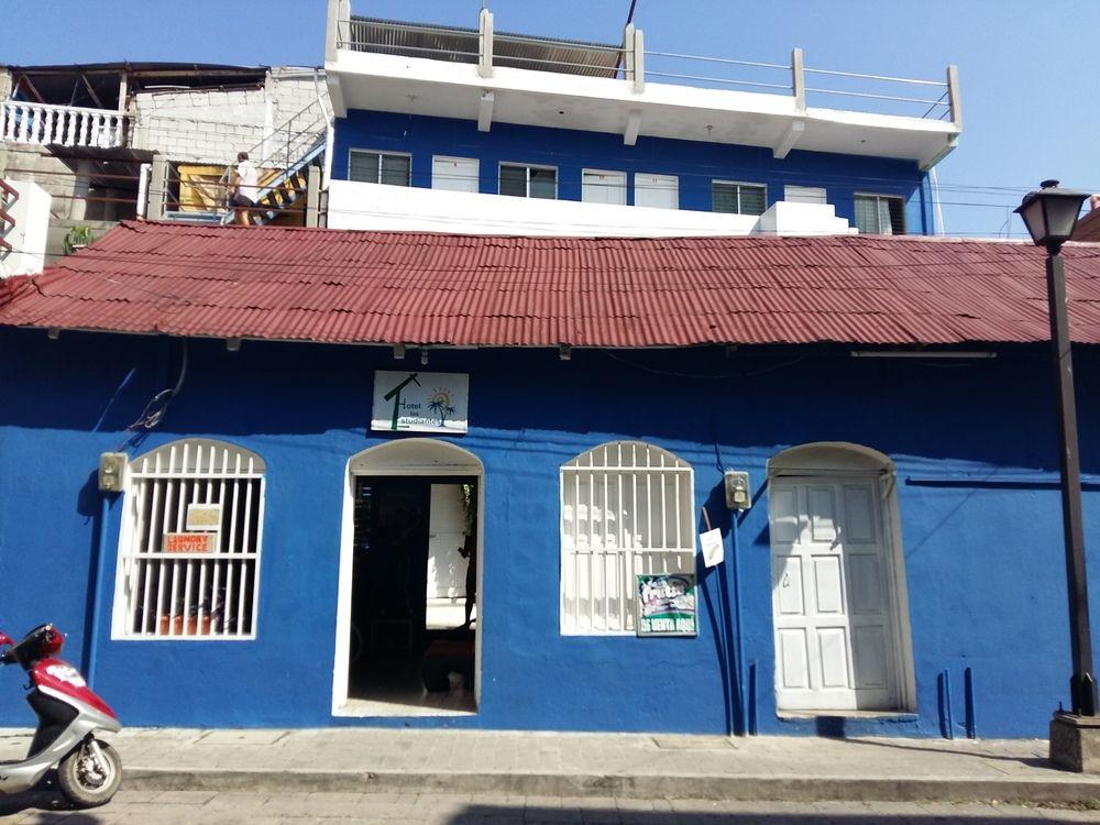 Vista Exterior Los Estudiantes