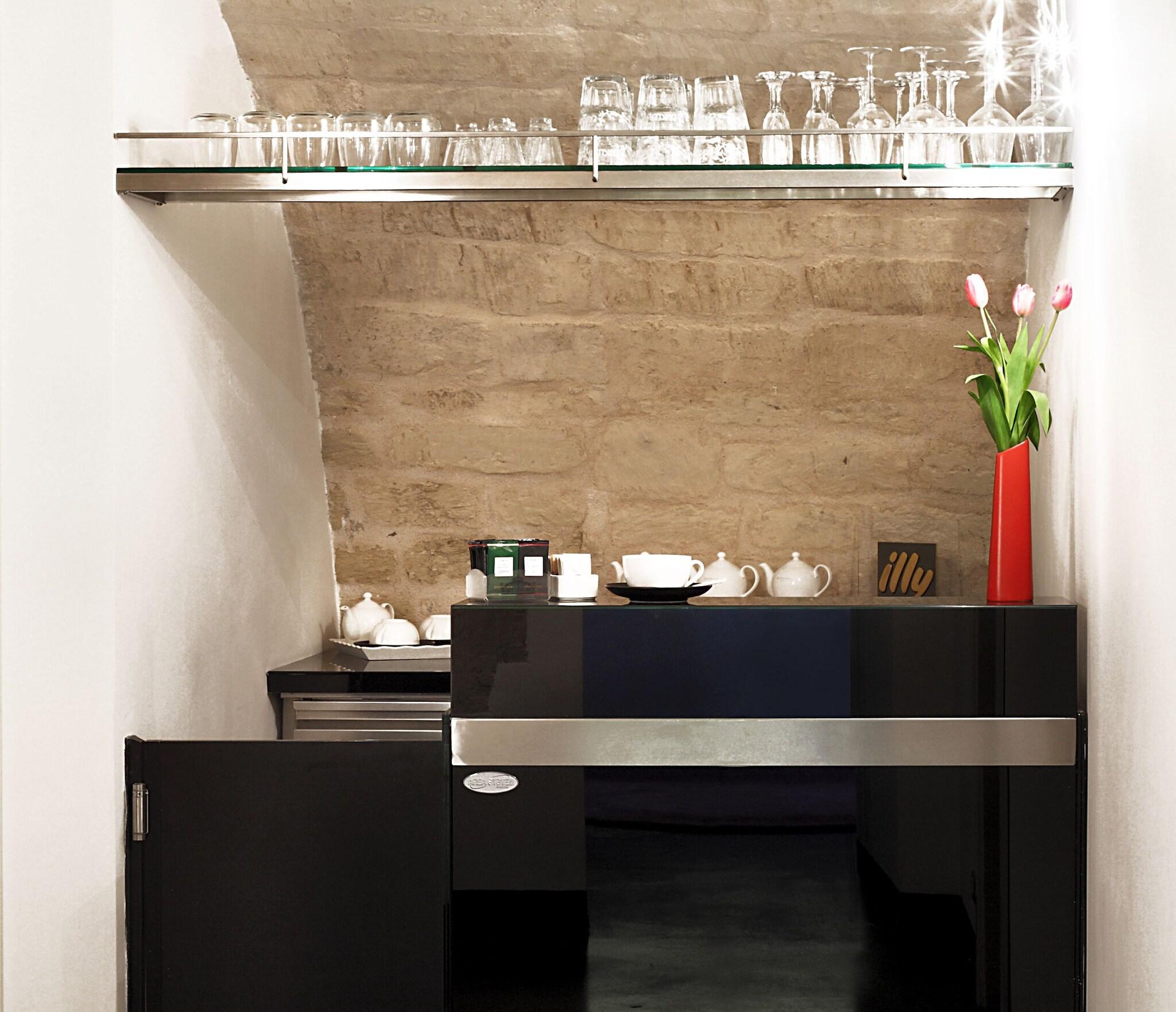 Bar/Salón Hotel Villa del Lauro