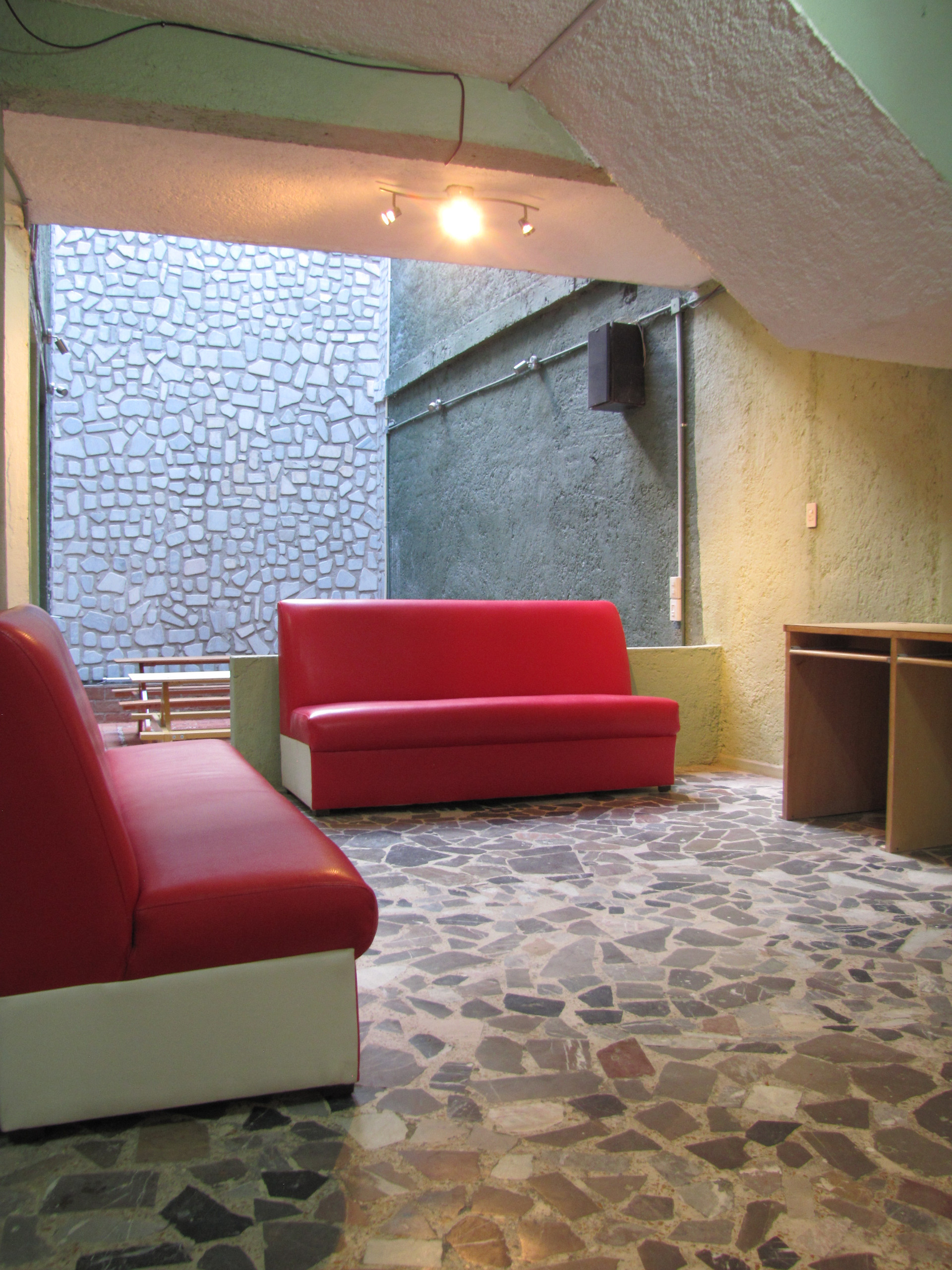 Vista Lobby Guest Green