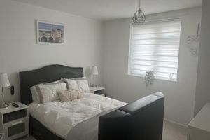 Alquiler Vacacional - Impeccable 2-bed Apartment Close to City Centre
