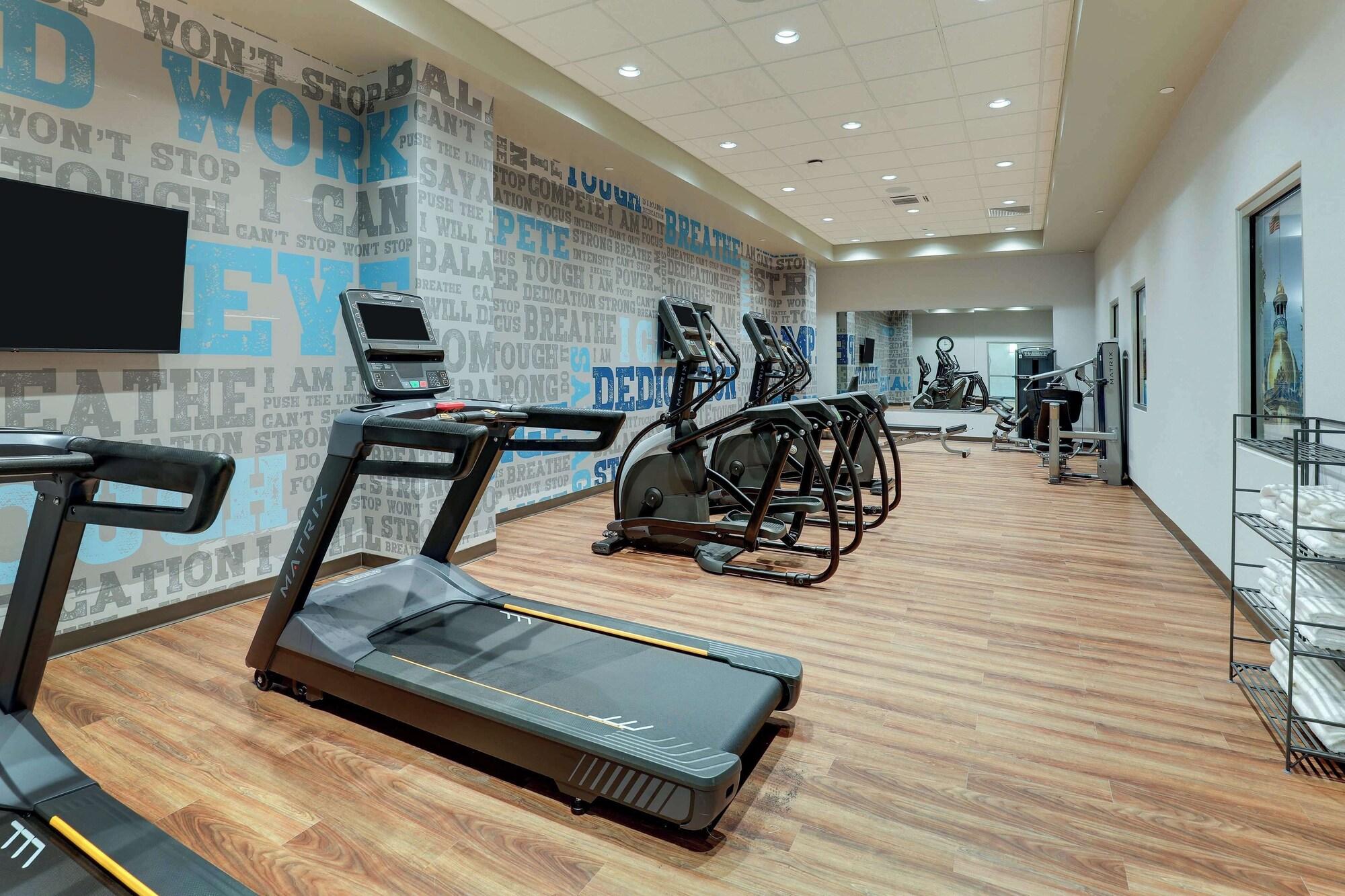 Gimnasio Drury Plaza Hotel Savannah Pooler