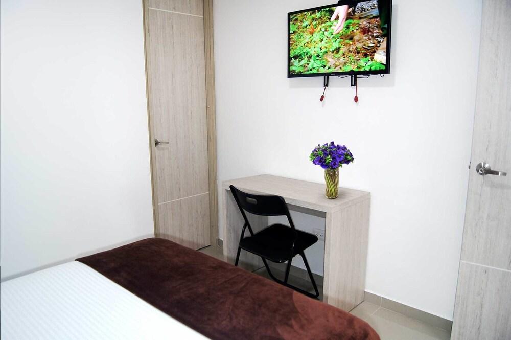 Equipamiento de Habitación Bayit Tov Circunvalar Hotel