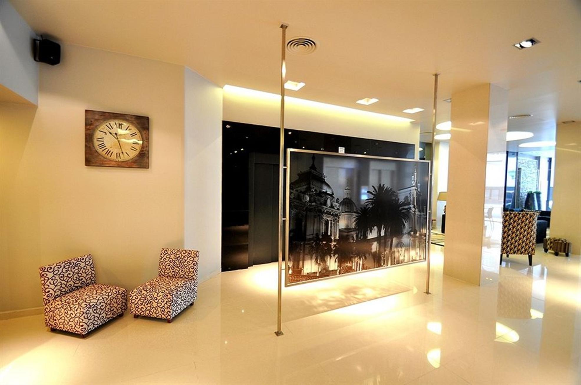 Vista Lobby Hotel Bicentenario Suites & Spa