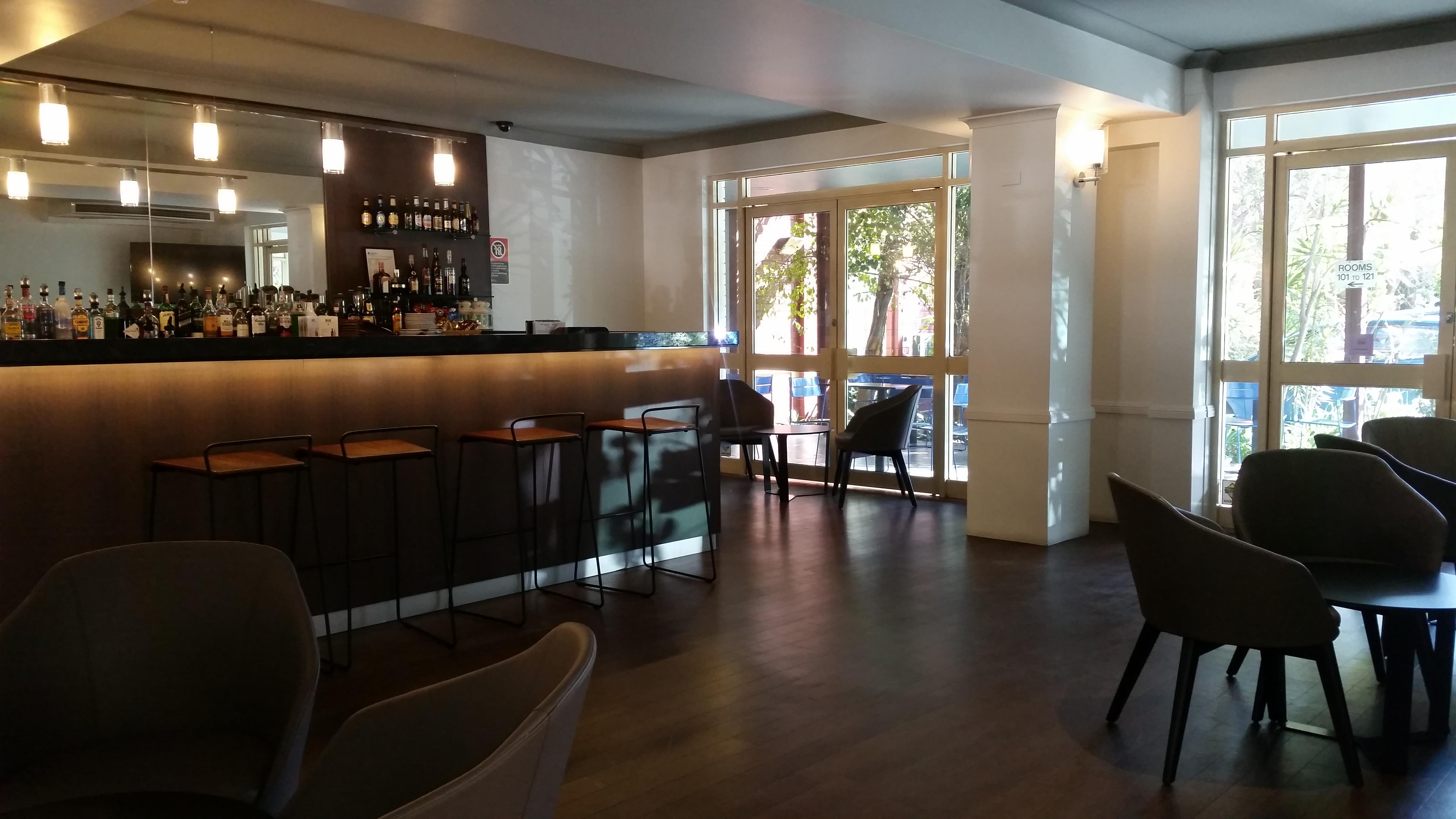 Bar/Salón CKS Sydney Airport Hotel