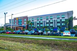 Alojamiento - La Quinta Inn & Suites by Wyndham Clearwater South