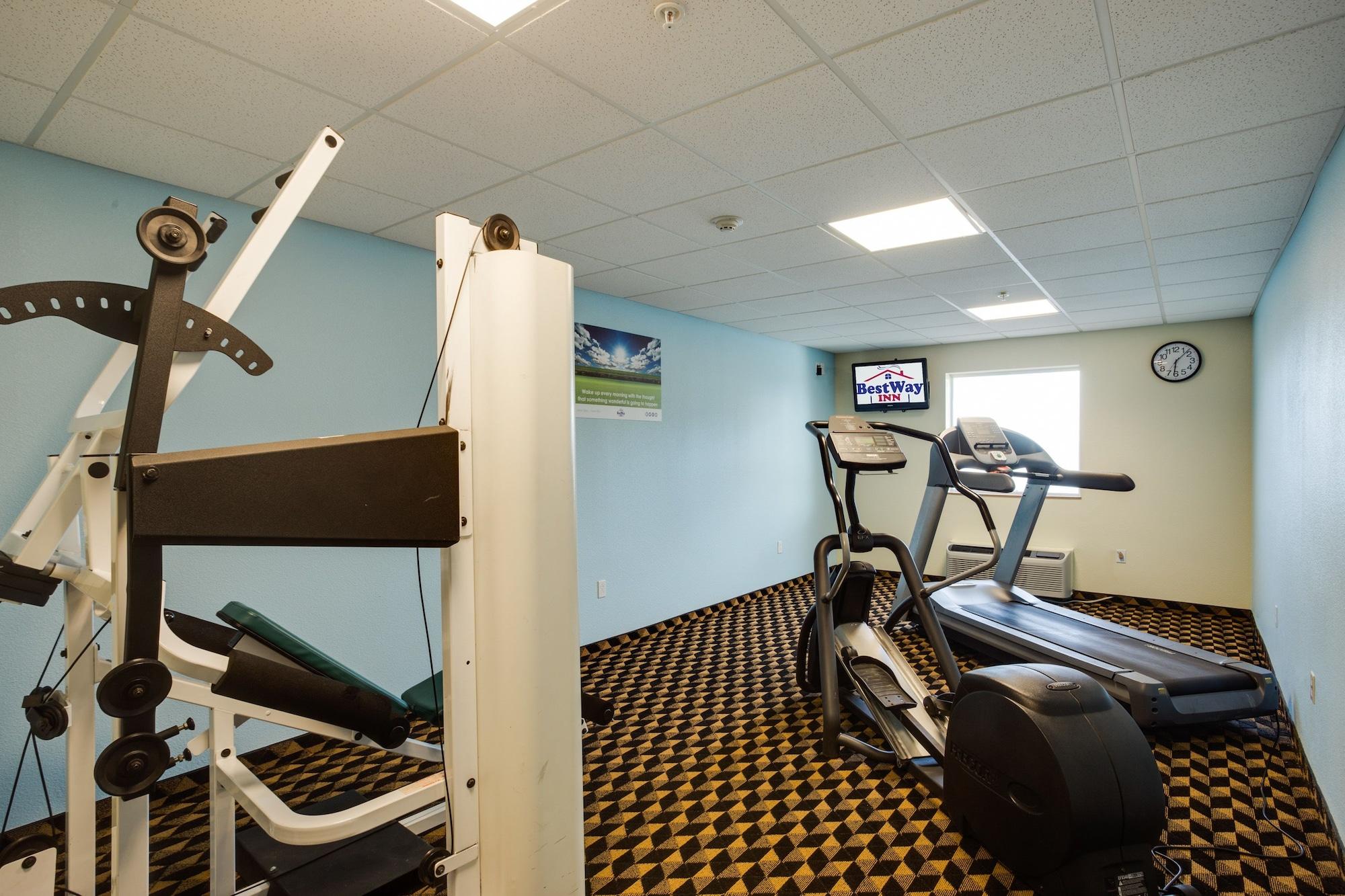 Gimnasio Best Way Inn Cleburne TX