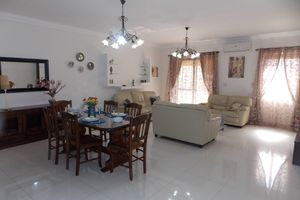 Alquiler Vacacional - Spacious Beach-Side Apartment