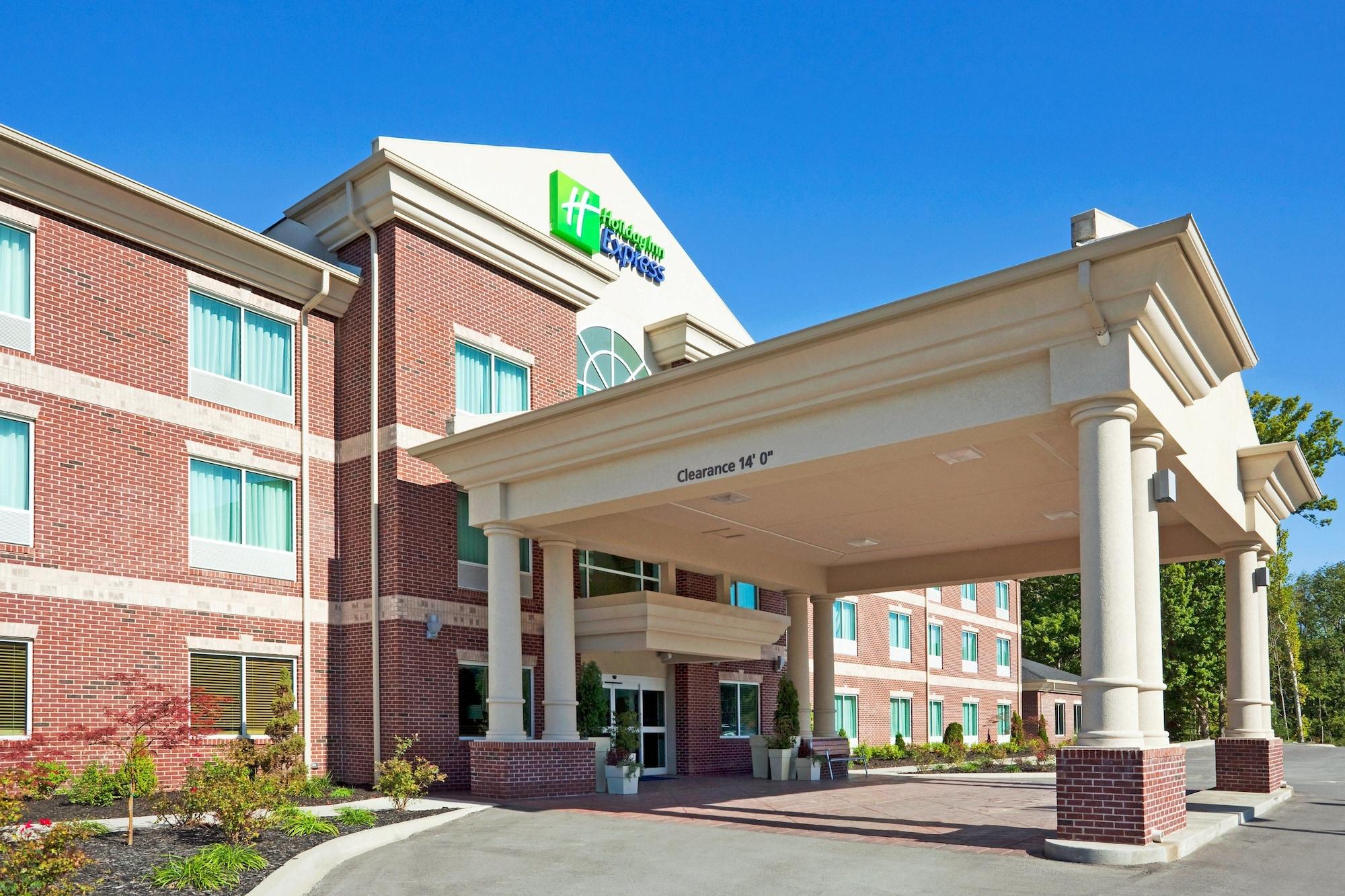 Vista Exterior Holiday Inn Express & Suites Carrollton by IHG