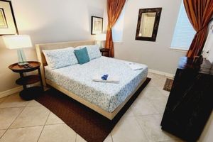 Alquiler Vacacional - South Padre Island 3 Bedroom, Pool, 2 minute walk to the beach!