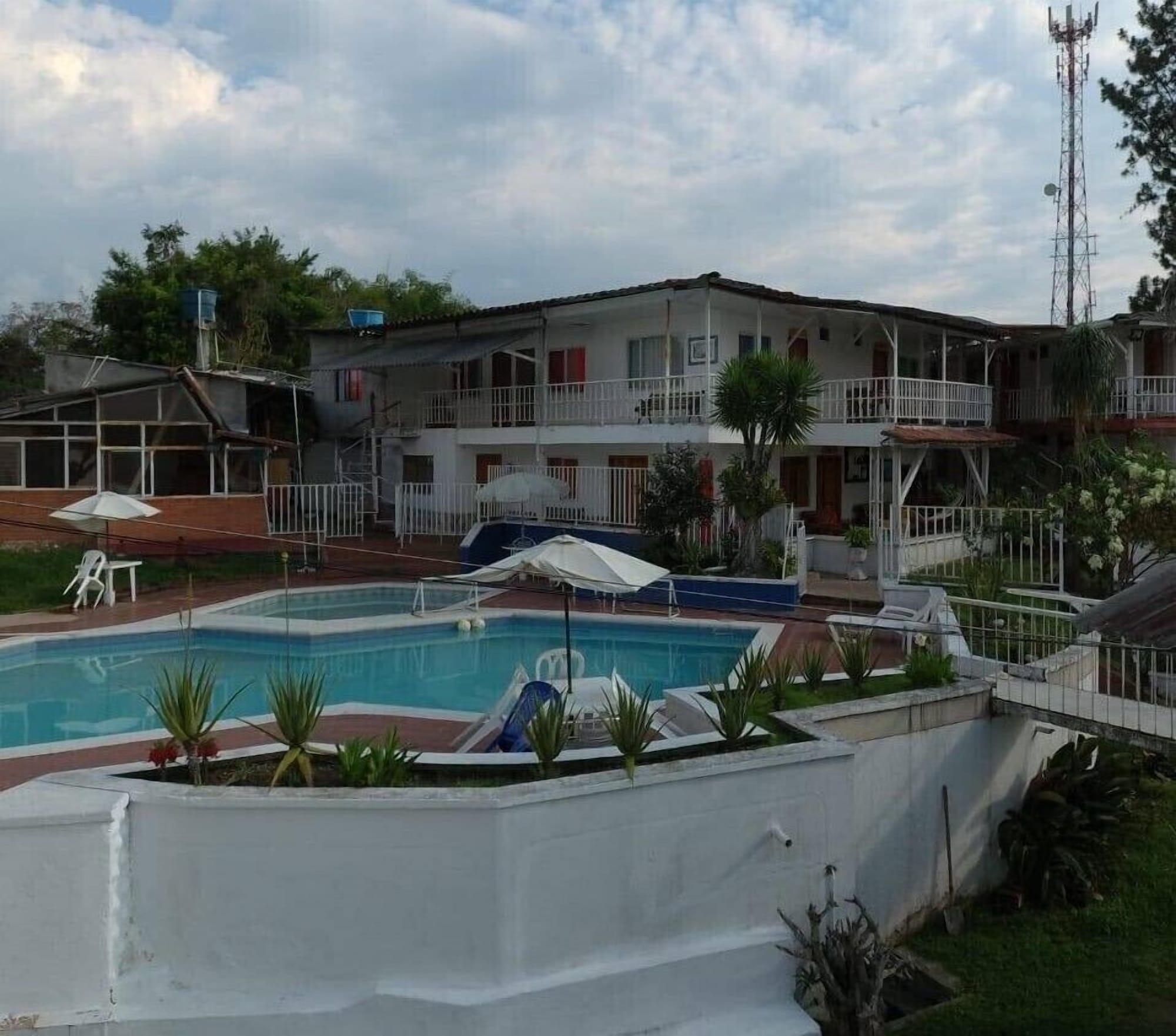 Vista Piscina Eco Hotel Villa Diana