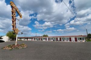 Alojamiento - Ala Cozy Motel